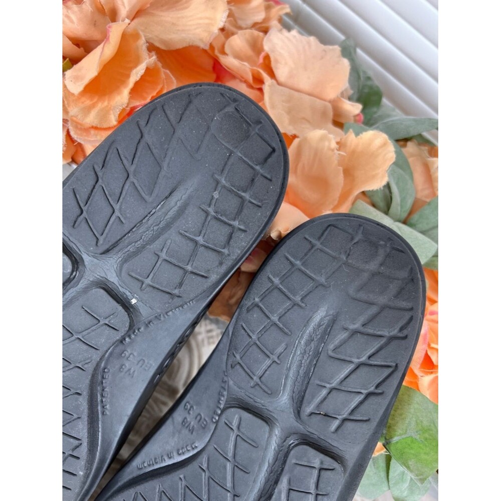 OOFOS Women's OOlala Size 8 - Picture 7 of 9